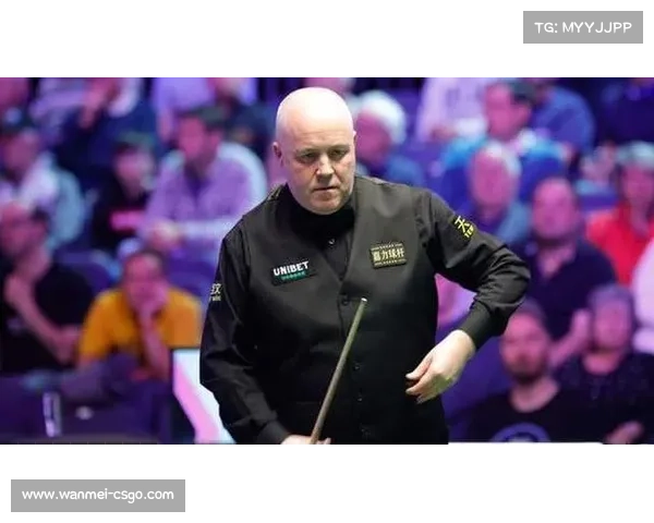 约翰·希金斯凭借老将经验掌控节奏轻松晋级北爱尔兰公开赛